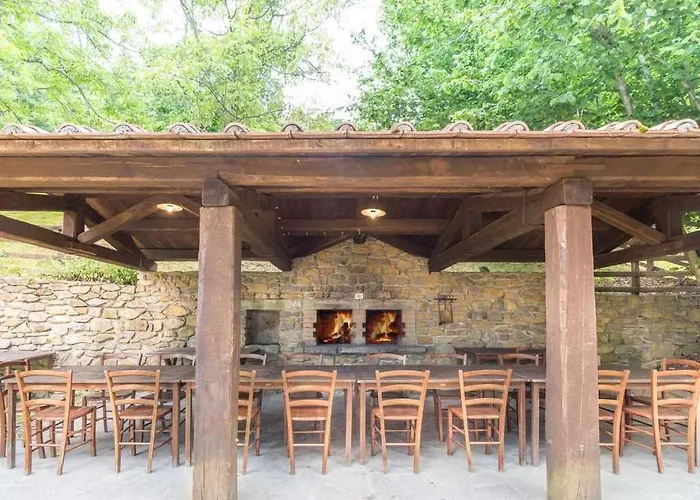 펜션 Vallorsaia Con Piscina Privata