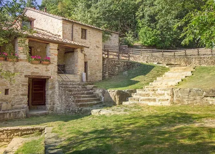 Vallorsaia Con Piscina Privata *